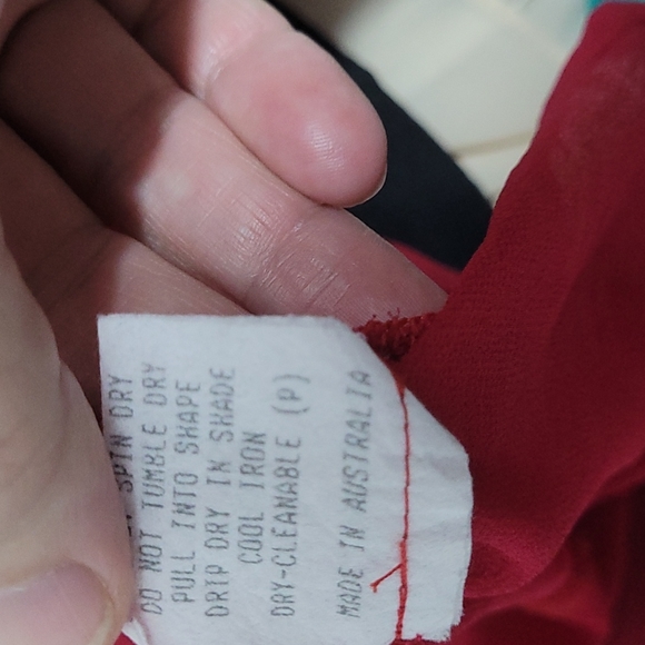 Deborah hill 100% silk red blouse size 8 - Picture 8 of 8